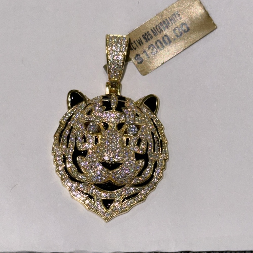 4 cttw VVS GRA Certified Lion Diamond Pendant, Custom made Moissanite Men Charm - Picture 1 of 8